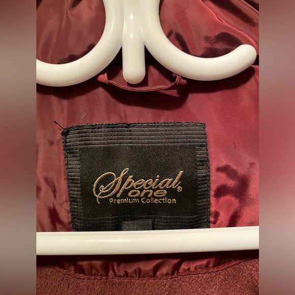 Warm puffer jacket-excellent condition - Picture 5 of 5